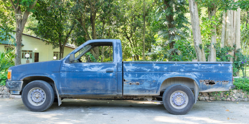What to Know About Selling Junk Cars for Cash